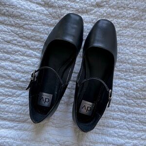 DV by Dolce Vita Black Mary Jane Flats Size 7.5